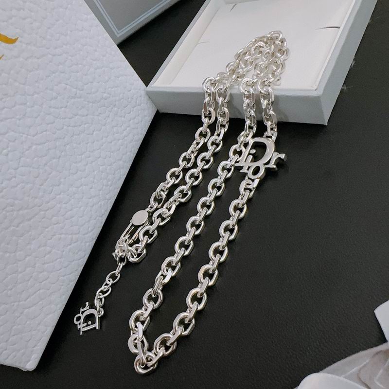 Dior Necklace 05lyr332 (8)